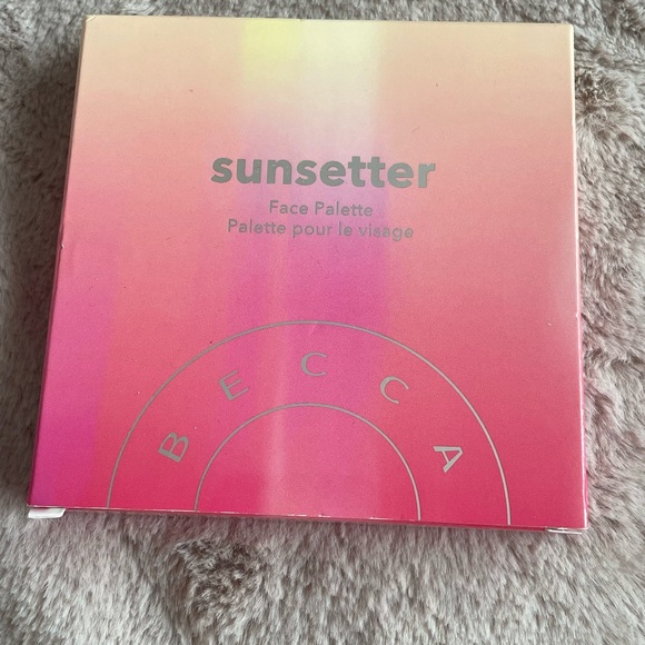 2 for $50 - BECCA - Sunsetter - BNIB Face Palette - Picture 4 of 5